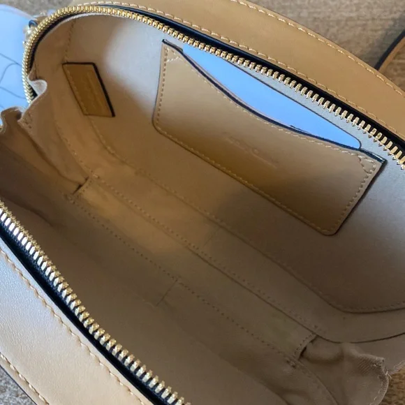 See by Chloe Shell Leather Shoulder Bag